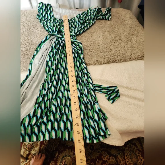 Long Sleeve Midi Arrow Geo Green Wrap Dress Diane von Furstenberg - Picture 9 of 16